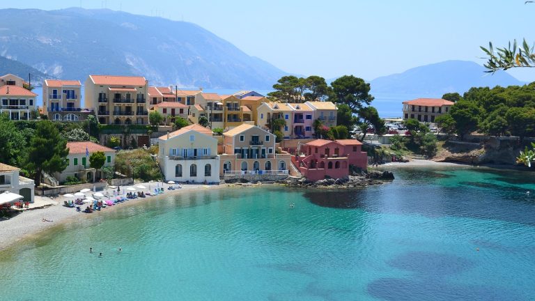 kefalonia sailing boat greece
