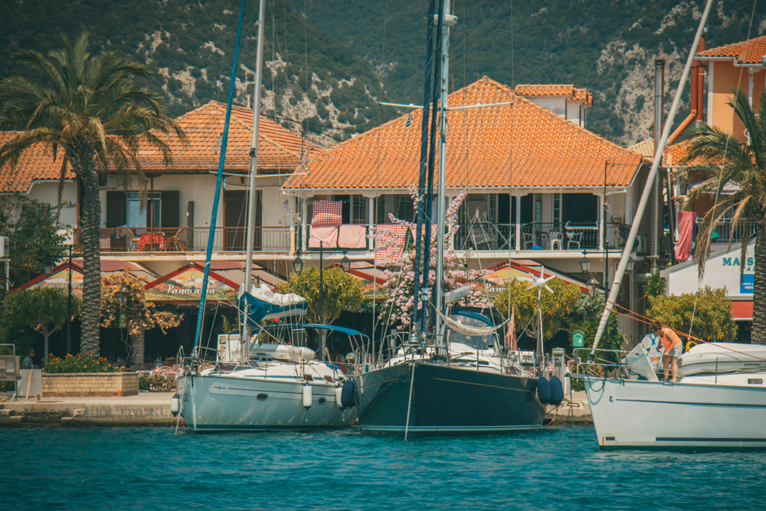 lefkada sailing boat greece