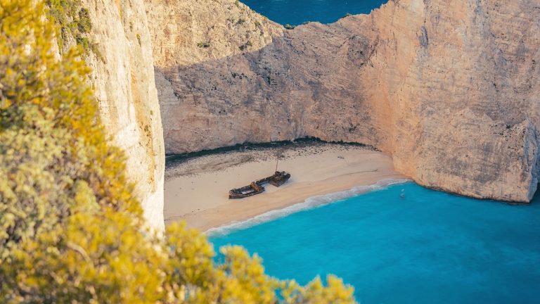 zakynthos zante sailing boat
